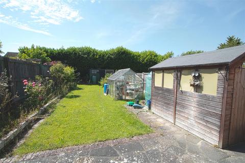 2 bedroom semi-detached bungalow for sale, Chestnut Avenue, Billericay CM12