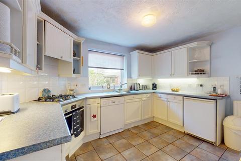 4 bedroom detached house for sale, St. Lawrence Way, Tallington, Stamford