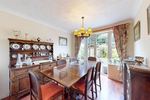 4 bedroom detached house for sale, St. Lawrence Way, Tallington, Stamford