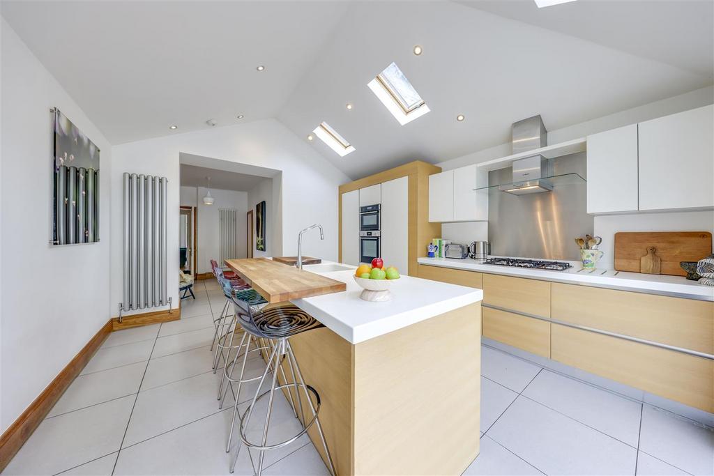 Breakfast Kitchen Alt 2