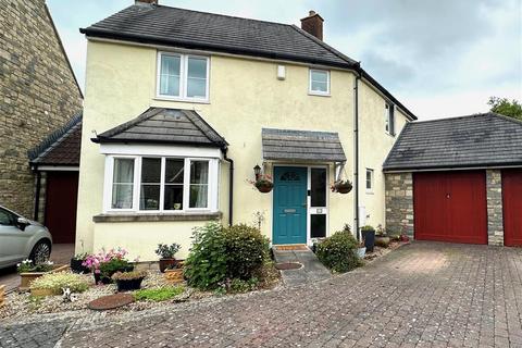 3 bedroom link detached house for sale, Wellow Brook Court, Midsomer Norton, Radstock