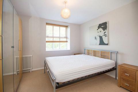 1 bedroom flat to rent, Clapham Park Road, Clapham SW4
