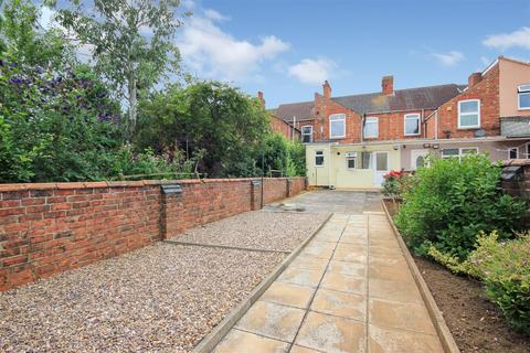 3 bedroom terraced house for sale, Vivian Road, Wellingborough NN8