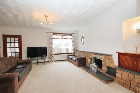 3 bedroom end of terrace house for sale, Merlindale, Forth