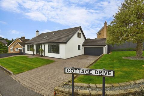 3 bedroom detached bungalow for sale, Cottage Drive, Kirk Ella, Hull