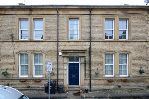 2 bedroom apartment for sale, Catherine Street, Elland