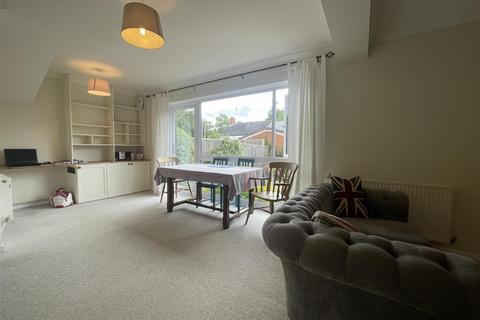 4 Brinds Close, Sonning Common, Reading, RG4 9SR