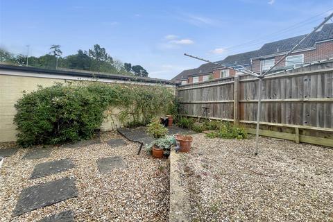 4 Brinds Close, Sonning Common, Reading, RG4 9SR