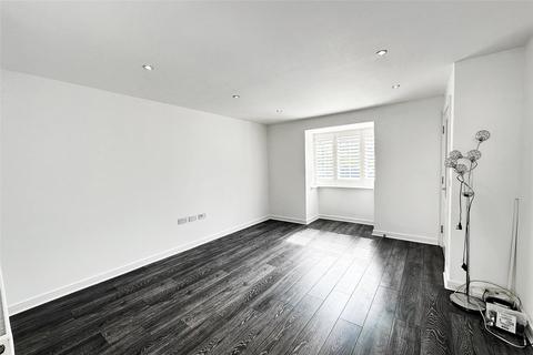 14 Coleridge Crescent, Littlehampton, BN17 7FJ