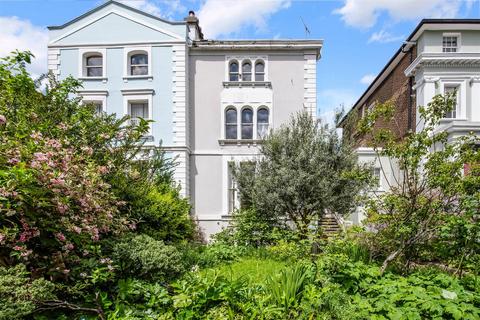 2 bedroom flat to rent, Camden Square, London