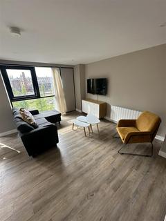2 bedroom apartment to rent, Third Floor The Glass House, Hull