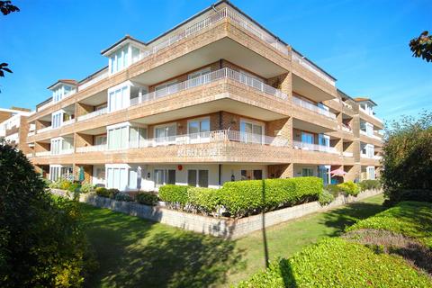 2 bedroom flat for sale, Grand Avenue, Worthing BN11