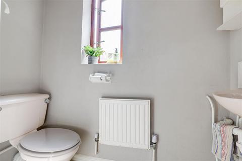 37 Spray Close, Colwick, Nottingham, NG4 2GT