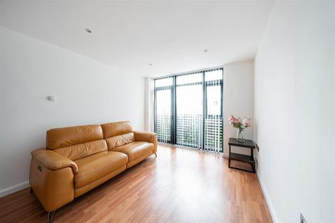 2 bedroom flat for sale, 533 Whippendell Road, Watford WD18