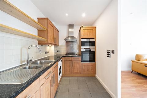 2 bedroom flat for sale, 533 Whippendell Road, Watford WD18