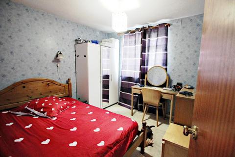 72 Coptefield Drive, Belvedere, DA17 5RL