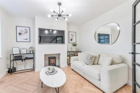 16 Northfield Crescent, Cheam, Sutton, SM3 9SU
