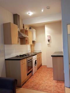 2 bedroom flat to rent, North End Road, Fulham