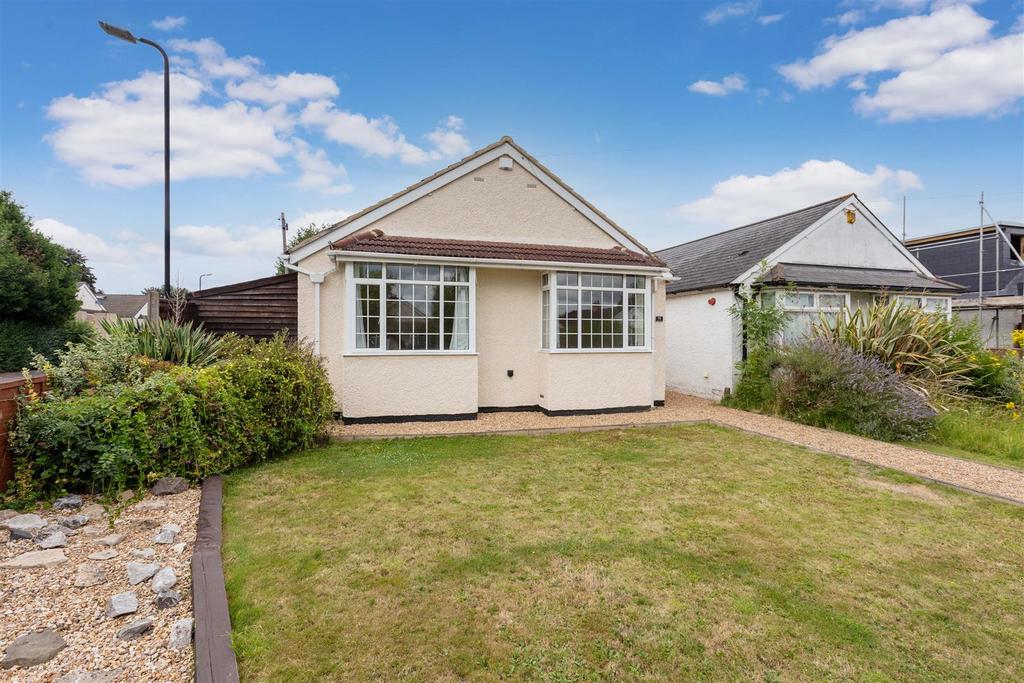 70 Royston Way-1.jpg