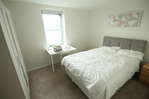 2 bedroom apartment to rent, Hanover Mill, Quayside