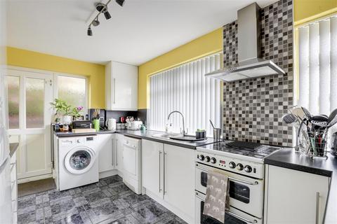 3 bedroom semi-detached house for sale, Rutland Road, Gedling NG4