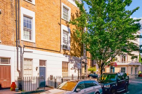 3 bedroom flat for sale, Moreton Street, Pimlico, London, SW1V