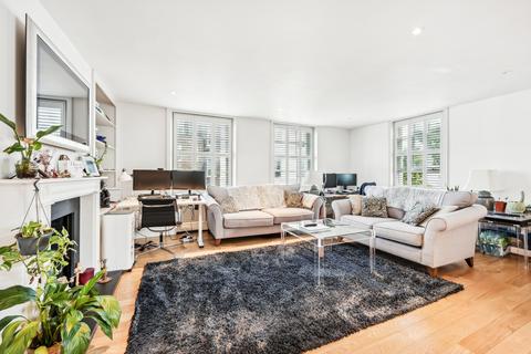 3 bedroom flat for sale, Moreton Street, Pimlico, London, SW1V