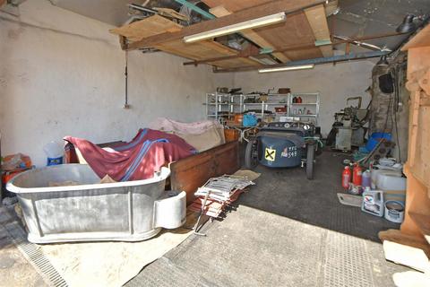 Garage for sale, Sherwood Road, Tideswell