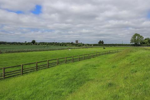 Land for sale, Knowlton