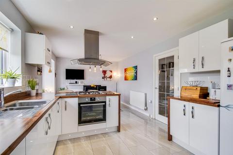 17 Sward Way, Crofton, Wakefield, WF4 1FB