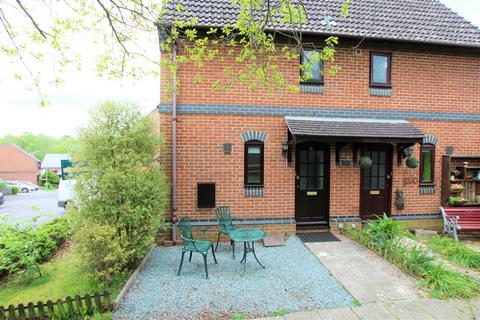 2 bedroom end of terrace house to rent, Brocks Close, Dibden Purlieu, Southampton