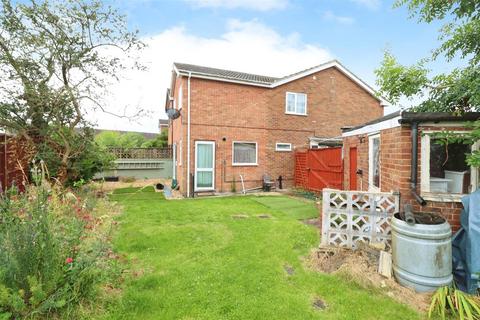 8 Abbotts Way, Rushden, NN10 9PL