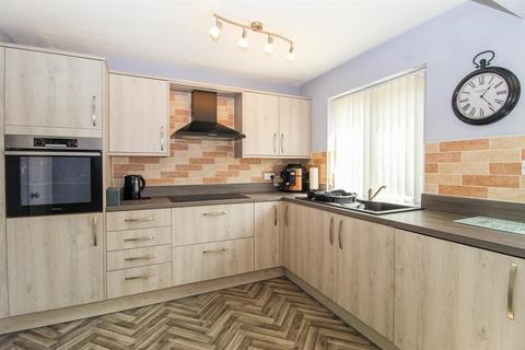 7 Castle Hill, Wakefield, WF2 8YH