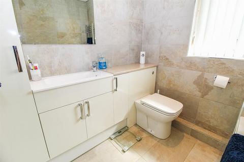 7 Castle Hill, Wakefield, WF2 8YH