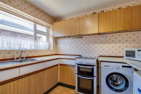 3 bedroom detached bungalow for sale, Stillwell Drive, Wakefield WF2