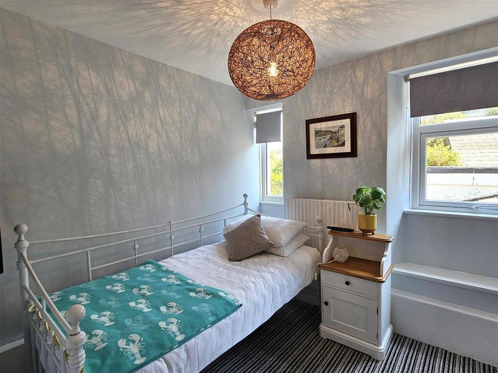 Single bedroom.