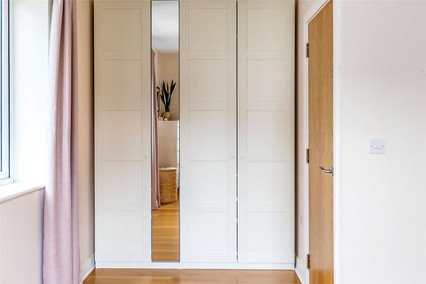 126 Rough Rew, Dorking, RH4 2PB