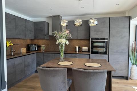27 Leeway Road, Southwell, NG25 0BX