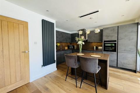 27 Leeway Road, Southwell, NG25 0BX