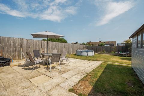 2 bedroom semi-detached bungalow for sale, Thirlmere Avenue, Ramsgate