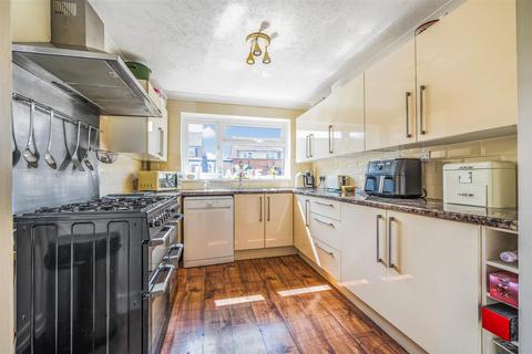 3 bedroom end of terrace house for sale, Gordon Road, Westwood, Margate