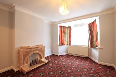 3 bedroom semi-detached house for sale, Midsummer Avenue, Hounslow TW4