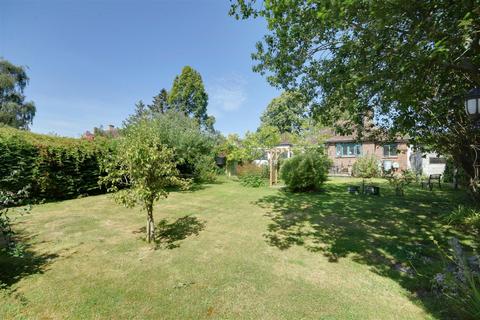 3 bedroom detached bungalow for sale, Dixter Lane, Northiam