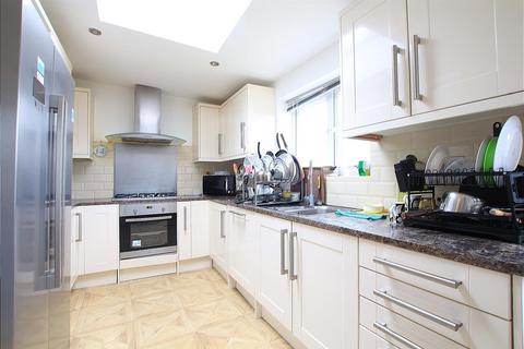 4 bedroom terraced house for sale, Berkeley Avenue, Cranford TW4