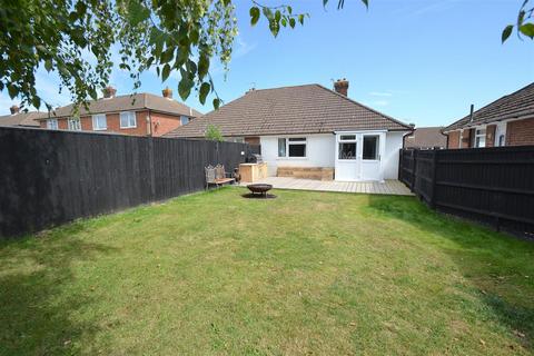 2 bedroom semi-detached bungalow for sale, Battle Crescent, Hailsham