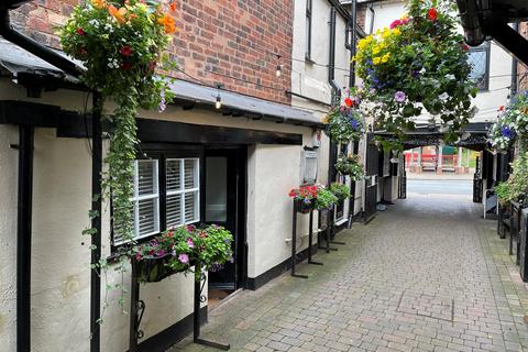 Retail property (high street) to rent, High Street, Kinver DY7