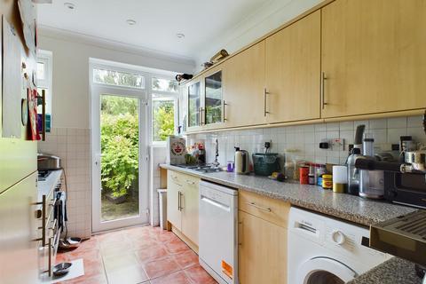 4 bedroom house to rent, Park House Gardens, East Twickenham