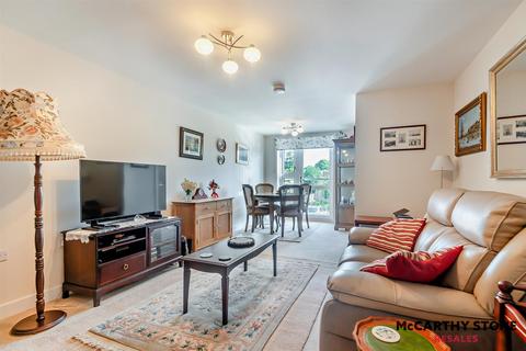 2 bedroom apartment for sale, Hampton Place, Hampton Close, Shirley, Southampton SO15 5SB