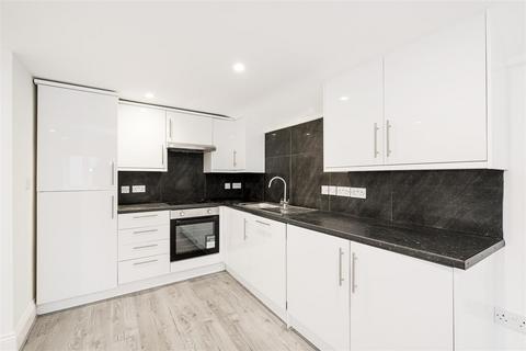 2 bedroom flat for sale, Station Passage, South Woodford