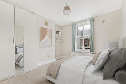 undefined, Brookwood Road, London